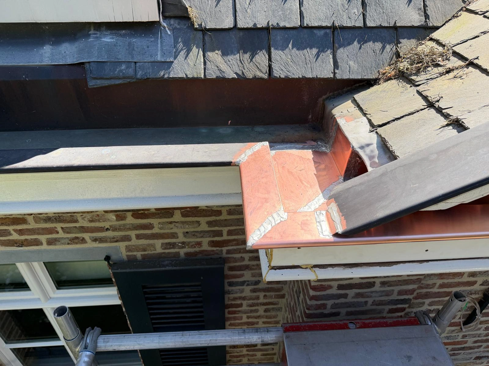Koperen goot, Bosch en Duin